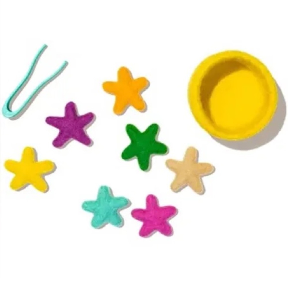 LOVEVERY Montessori Transfer Tweezers And 5 Felt Star Set Toddler Development
